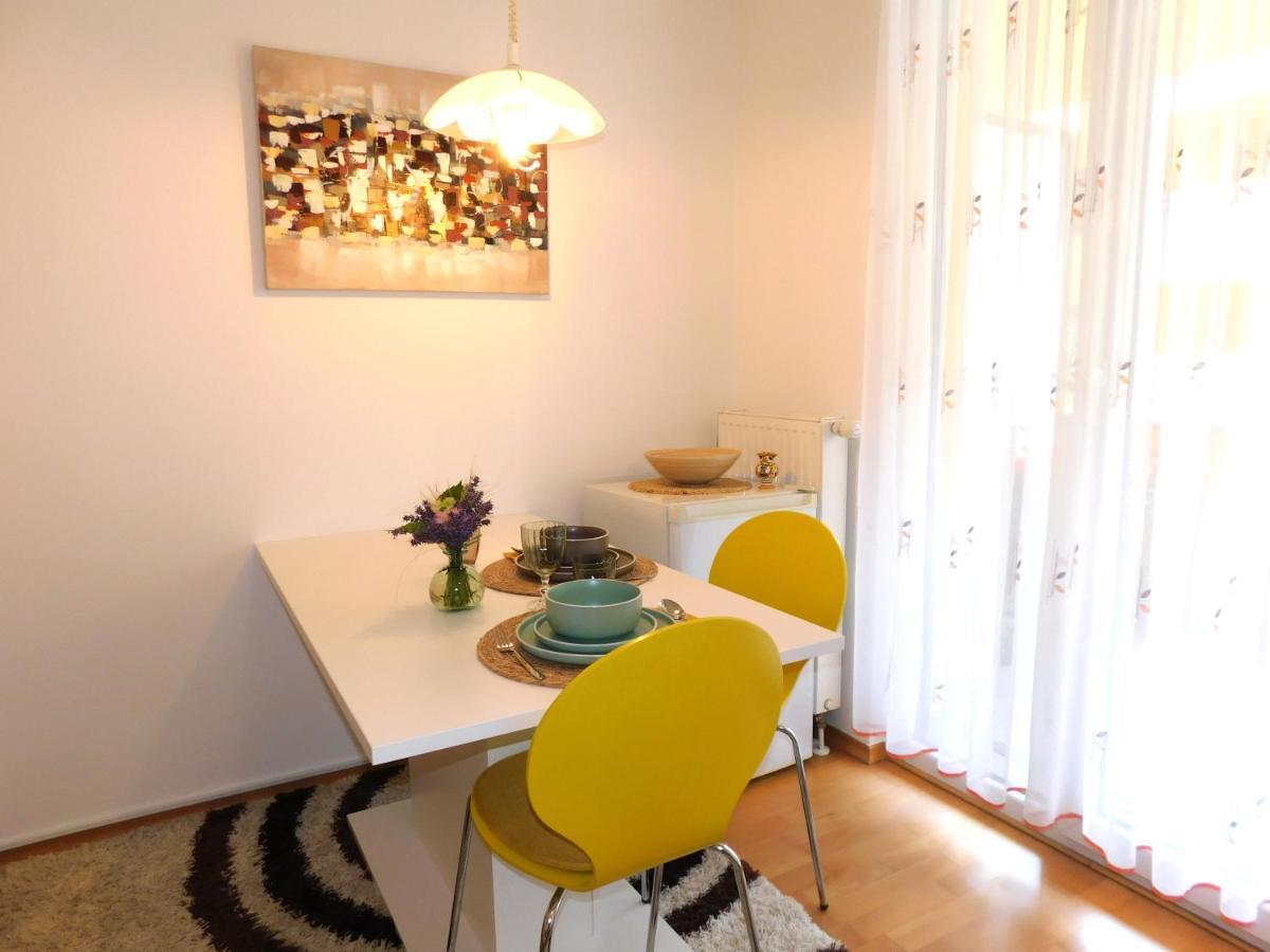 Apartma Minas Apartment ลูบลิยานา ภายนอก รูปภาพ